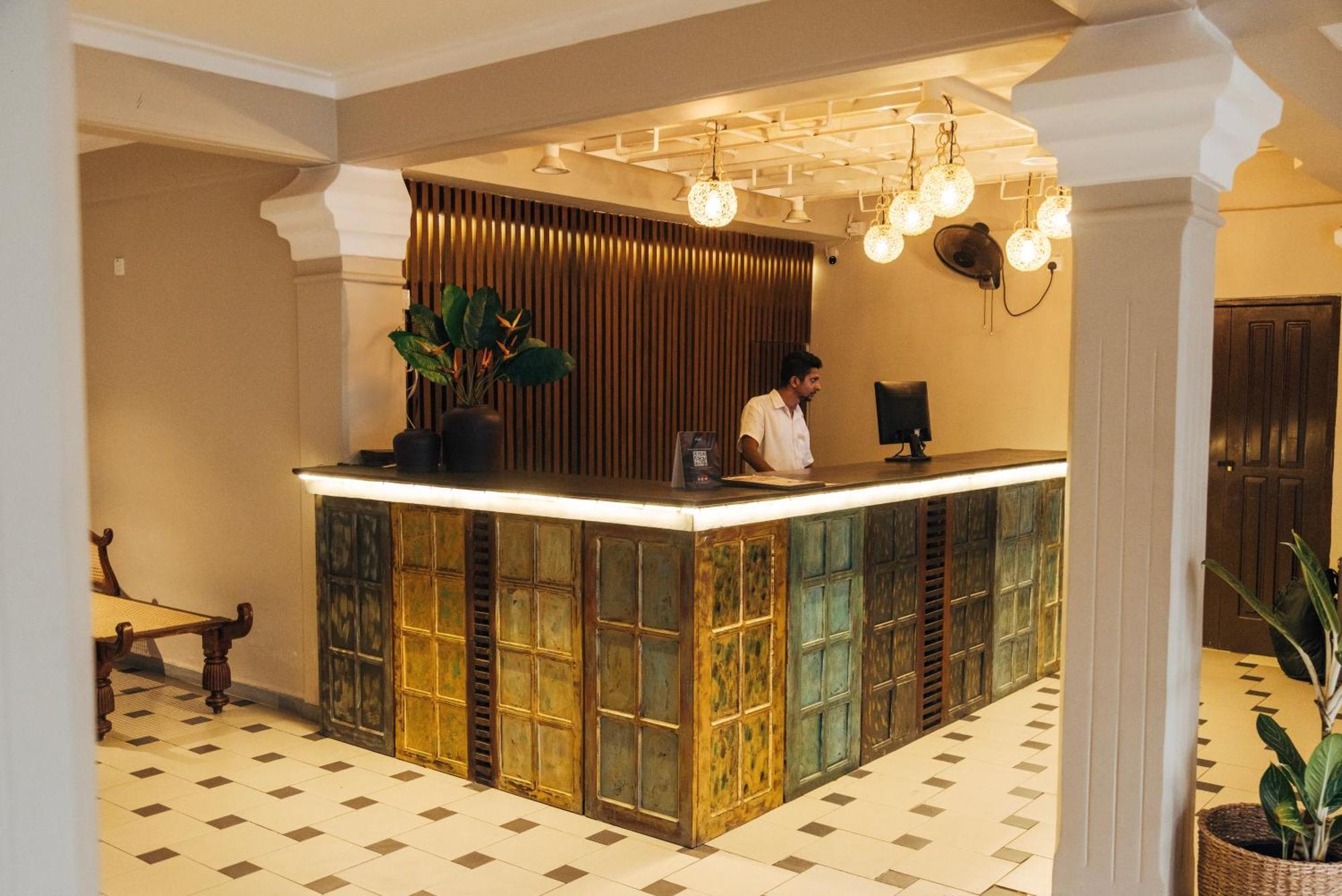 Neevana Hotel Hikkaduwa Esterno foto