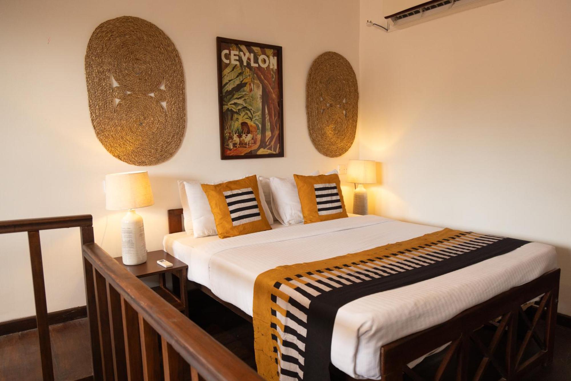 Neevana Hotel Hikkaduwa Esterno foto